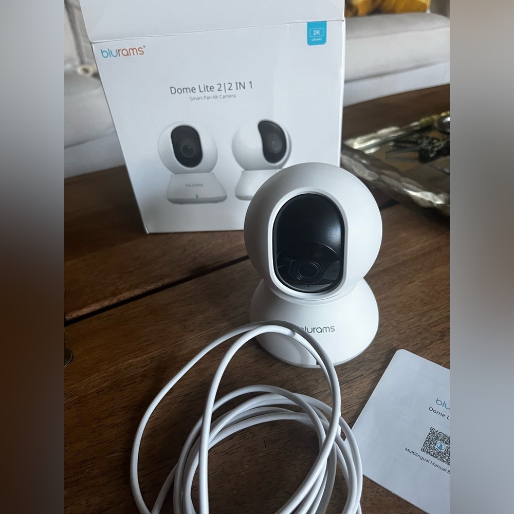 One Blurams Camera